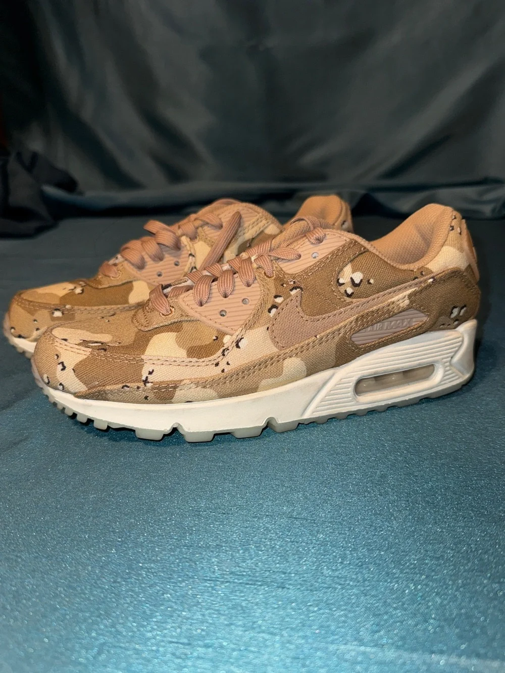 Nike Air Max 90 Desert Camo Sneakers - size 7